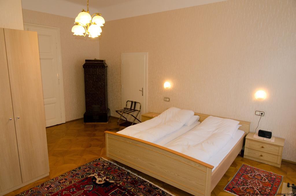 Schweizer Pension Solderer Bécs Szoba fotó